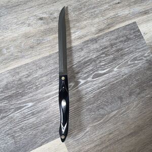 Vintage Cutco 1729 JI Carver Knife Serrated Edge With Classic Dark Brown Handle